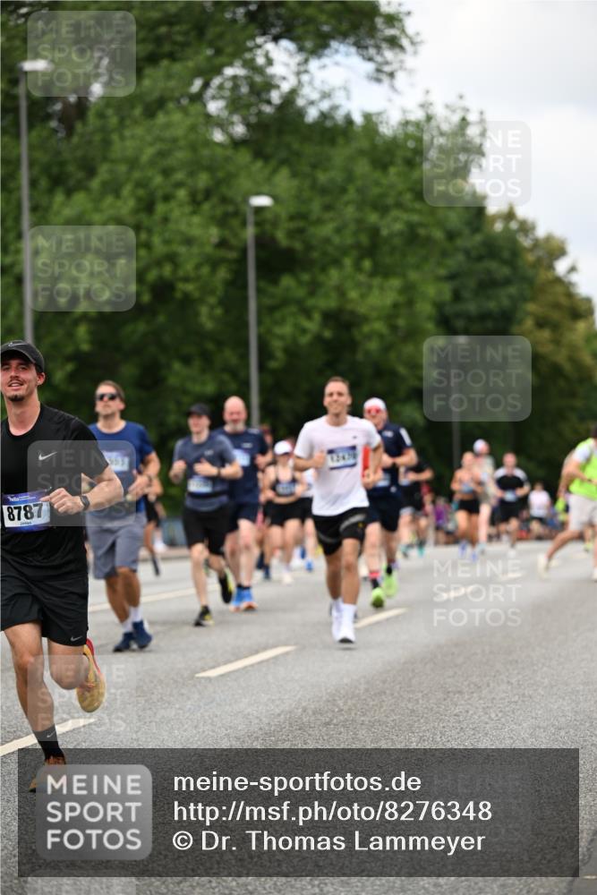 29.06.2025 - hella hamburg halbmarathon Dr. Thomas Lammeyer http://msf.ph/oto/8276348 29.06.2025 10:36:26 Kennedybrücke 1292, 1640, 1987, 2349, 2943, 3022, 3239, 3365, 3707, 3751, 3752, 3778, 4314, 4365, 4605, 4857, 4924, 5601, 5658, 5743, 5783, 5871, 5941, 6218, 6228, 6252, 6312, 6315, 6642, 7239, 7344, 7468, 7535, 7570, 7695, 8072, 8073, 8124, 8127, 8303, 8625, 9125, 9206, 9604, 10013, 10111, 10248, 10354, 10828, 10924, 11168, 11205, 11225, 11248, 11362 meine-sportfotos.de