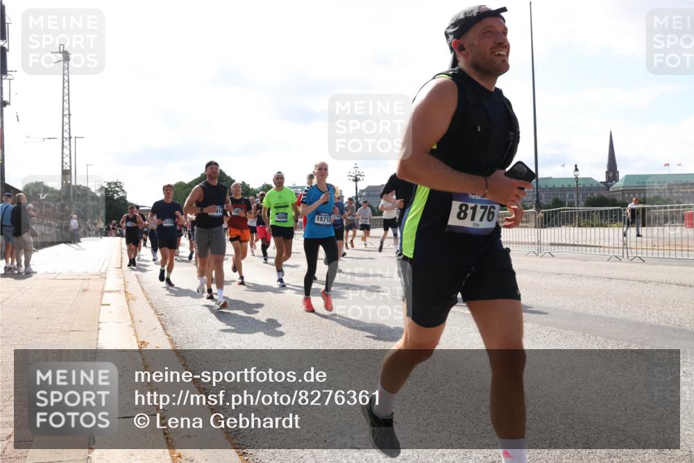 29.06.2025 - hella hamburg halbmarathon Lena Gebhardt http://msf.ph/oto/8276361 29.06.2025 09:57:49 Lombardsbrücke 914, 16009, 1571215, 16750, 8176, 1030, 1086, 1094, 1193, 1258, 1320, 1321, 1335, 1422, 1563, 1870, 2138, 2252, 2397, 2444, 2448, 2488, 2612, 2855, 2946, 3048, 3058, 3091, 3096, 3103, 3114, 3251, 3698, 3999, 4261, 4299, 4379, 4558, 4986, 5018, 5024, 5032, 5305, 5633, 5672, 5775, 5820, 5907, 6125, 6355, 6356, 6374, 6569, 6580, 6585, 6628, 6754, 6776, 6795, 6942, 7065, 7134, 7221, 7397, 7478, 7509, 7594, 7646, 7742, 7930, 7932, 7952, 7973, 7976, 10191 meine-sportfotos.de