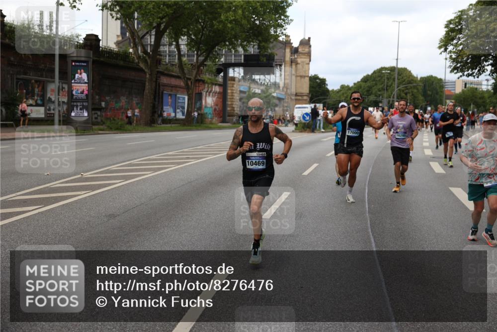 29.06.2025 - hella hamburg halbmarathon Yannick Fuchs http://msf.ph/oto/8276476 29.06.2025 10:37:16 20KM 1353, 1675, 1700, 1735, 2233, 2653, 4235, 5011, 5124, 5477, 7035, 7448, 7734, 7865, 9364, 9371, 9534, 9833, 10216, 10469, 11907, 12839, 14226, 14447, 14560, 14813, 15095, 15255, 15297, 15301, 15328, 15535, 15851, 16295, 16333, 16677, 17000, 17177, 17733, 17911, 18004, 18275, 18304, 18559, 18632, 18659, 18680, 18987 meine-sportfotos.de