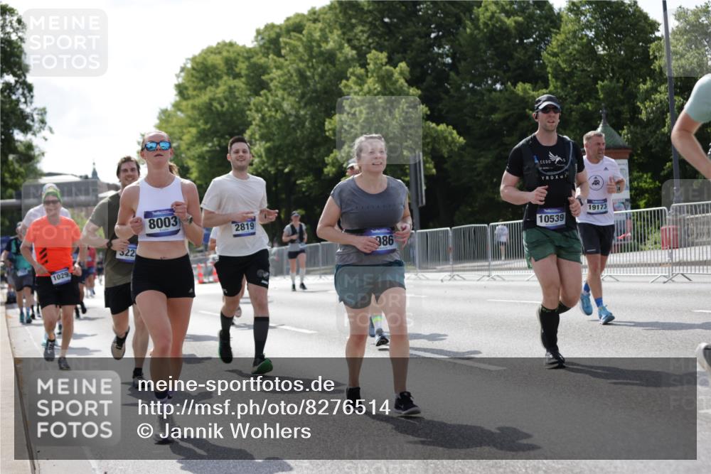 29.06.2025 - hella hamburg halbmarathon Jannik Wohlers http://msf.ph/oto/8276514 29.06.2025 10:02:13 Lombardsbrücke 1128, 1702, 1733, 2685, 2712, 2819, 3225, 3780, 3919, 3976, 4066, 5734, 6708, 6752, 6860, 7049, 7323, 7869, 7888, 8003, 8364, 8624, 8662, 8749, 9006, 9131, 9554, 9986, 10128, 10295, 10539, 11250, 11515, 11670, 11702, 11782, 11968, 12978, 13184, 13488, 13491, 13868, 13932, 14732, 15291, 15394, 15834, 15993, 17077, 17533, 17757, 17836, 17931, 17939, 18624, 19117, 19146, 19165, 19173, 19176 meine-sportfotos.de
