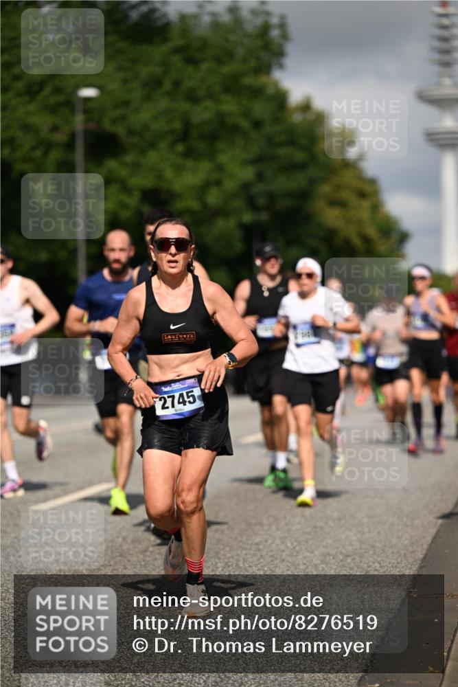 29.06.2025 - hella hamburg halbmarathon Dr. Thomas Lammeyer http://msf.ph/oto/8276519 29.06.2025 09:52:56 Kennedybrücke 1603, 2044, 2707, 2745, 2750, 2849, 2980, 3014, 3116, 3136, 4148, 4766, 5050, 5124, 5648, 6149, 6771, 7035, 7109, 7229, 8358, 8465, 9686, 9914, 10369, 11177 meine-sportfotos.de