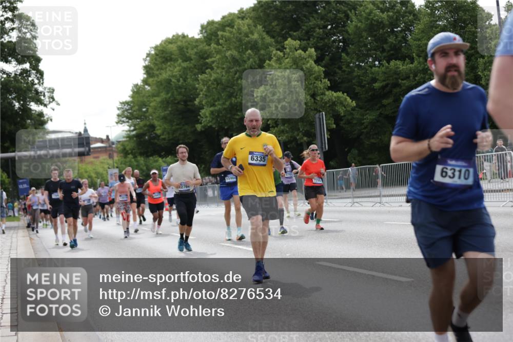 29.06.2025 - hella hamburg halbmarathon Jannik Wohlers http://msf.ph/oto/8276534 29.06.2025 10:34:27 Lombardsbrücke 2355, 3130, 4884, 5453, 6310, 6335, 6379, 6397, 6843, 7020, 7299, 8369, 8793, 9122, 9248, 9448, 9514, 10464, 10606, 11122, 11245, 11646, 12019, 12164, 12236, 12382, 12555, 12764, 13311, 13416, 13471, 13473, 14273, 14527, 15310, 15380, 15477, 15488, 15732, 15984, 16471, 17412, 18892 meine-sportfotos.de