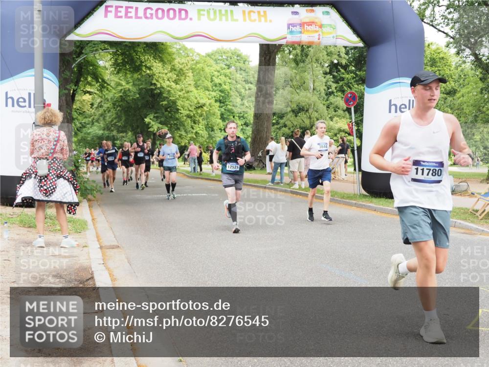 29.06.2025 - hella hamburg halbmarathon MichiJ http://msf.ph/oto/8276545 29.06.2025 10:57:02 Zwischen KM18-KM19 3844, 9338, 9663, 10700, 11780, 12521 meine-sportfotos.de