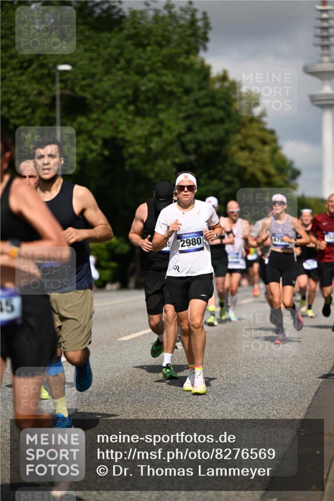 29.06.2025 - hella hamburg halbmarathon Dr. Thomas Lammeyer http://msf.ph/oto/8276569 29.06.2025 09:52:57 Kennedybrücke 1603, 2044, 2707, 2745, 2750, 2849, 2980, 3014, 3116, 3136, 4148, 4766, 5050, 5124, 5648, 6149, 6771, 7035, 7109, 7229, 8358, 8465, 9686, 9914, 11177 meine-sportfotos.de