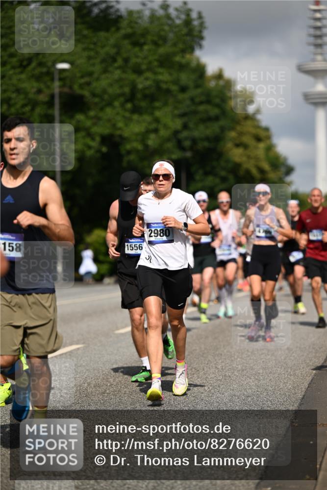 29.06.2025 - hella hamburg halbmarathon Dr. Thomas Lammeyer http://msf.ph/oto/8276620 29.06.2025 09:52:58 Kennedybrücke 1603, 2044, 2707, 2745, 2750, 2849, 2980, 3014, 3116, 3136, 3282, 4148, 4766, 5050, 5124, 5648, 6149, 6771, 7035, 7109, 7229, 8358, 8465, 9686, 9914, 11177 meine-sportfotos.de