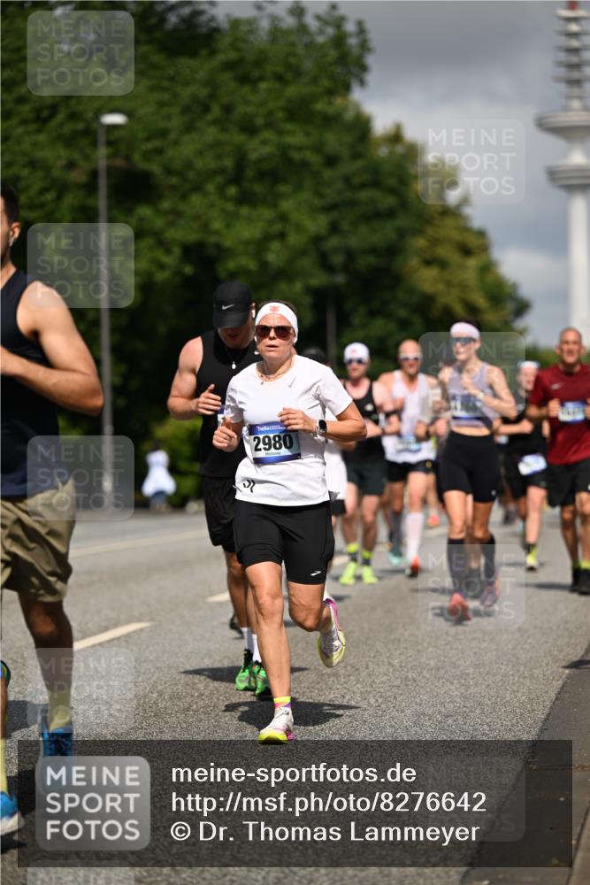 29.06.2025 - hella hamburg halbmarathon Dr. Thomas Lammeyer http://msf.ph/oto/8276642 29.06.2025 09:52:58 Kennedybrücke 1603, 2044, 2707, 2745, 2750, 2849, 2980, 3014, 3116, 3136, 3282, 4148, 4766, 5050, 5124, 5648, 6149, 6771, 7035, 7109, 7229, 8358, 8465, 9686, 9914, 11177 meine-sportfotos.de