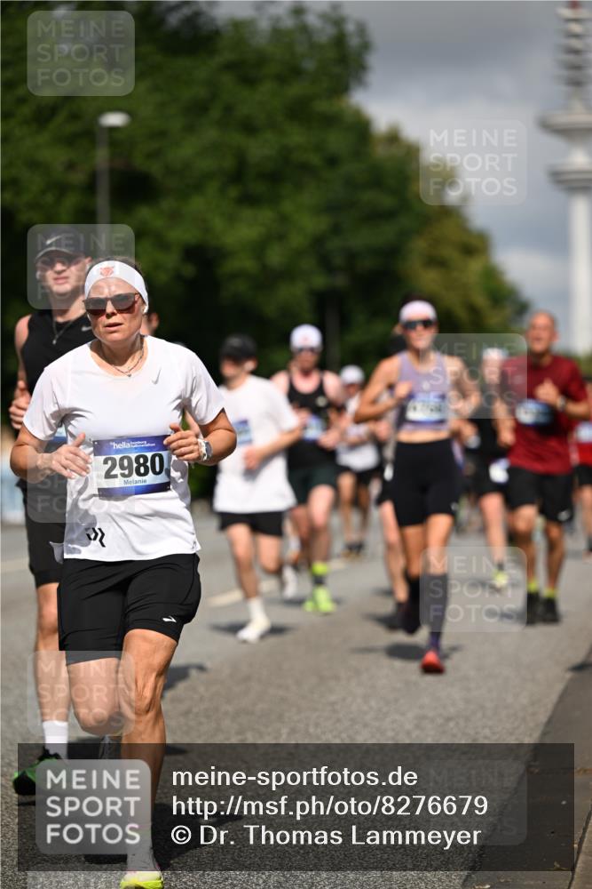 29.06.2025 - hella hamburg halbmarathon Dr. Thomas Lammeyer http://msf.ph/oto/8276679 29.06.2025 09:52:59 Kennedybrücke 1343, 1603, 2044, 2707, 2745, 2750, 2849, 2980, 3014, 3116, 3136, 3282, 4148, 4766, 5050, 5124, 5648, 6149, 6771, 7035, 7109, 7229, 8358, 8465, 9296, 9686, 9914, 10930, 11177 meine-sportfotos.de