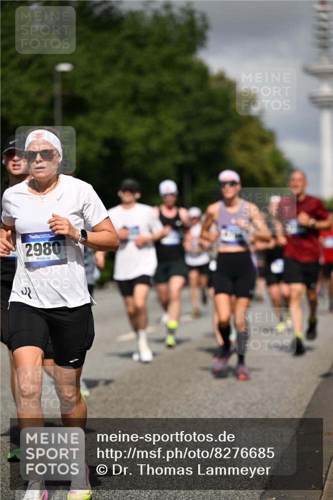 29.06.2025 - hella hamburg halbmarathon Dr. Thomas Lammeyer http://msf.ph/oto/8276685 29.06.2025 09:52:59 Kennedybrücke 1343, 1603, 2044, 2707, 2745, 2750, 2849, 2980, 3014, 3116, 3136, 3282, 4148, 4766, 5050, 5124, 5648, 6149, 6771, 7035, 7109, 7229, 8358, 8465, 9296, 9686, 9914, 10930, 11177 meine-sportfotos.de
