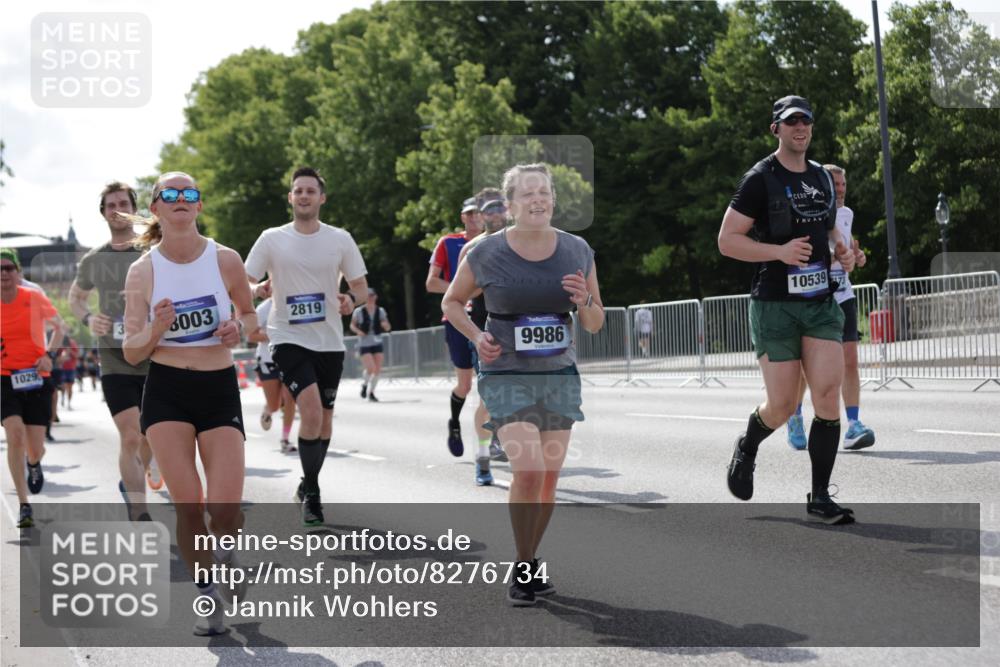 29.06.2025 - hella hamburg halbmarathon Jannik Wohlers http://msf.ph/oto/8276734 29.06.2025 10:02:13 Lombardsbrücke 1128, 1702, 1733, 2685, 2712, 2819, 3225, 3780, 3919, 3976, 4066, 5734, 6708, 6752, 6860, 7049, 7323, 7869, 7888, 8003, 8364, 8624, 8662, 8749, 9006, 9131, 9554, 9986, 10128, 10295, 10539, 11250, 11515, 11670, 11702, 11782, 11968, 12978, 13184, 13488, 13491, 13868, 13932, 14732, 15291, 15394, 15834, 15993, 17077, 17533, 17757, 17836, 17931, 17939, 18624, 19117, 19146, 19165, 19173, 19176 meine-sportfotos.de