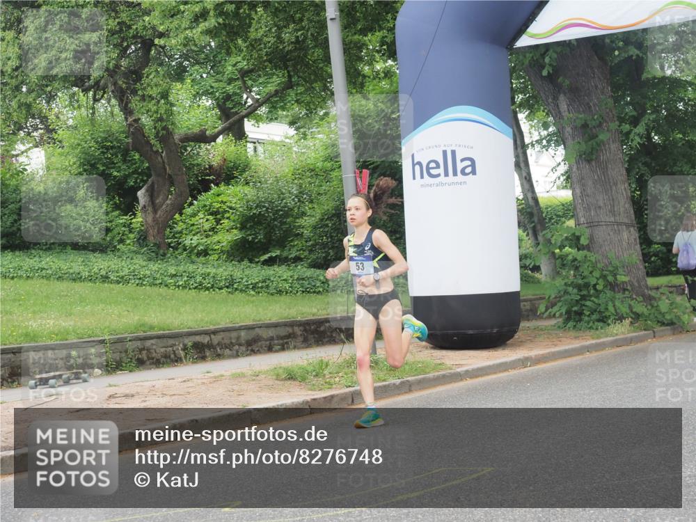 29.06.2025 - hella hamburg halbmarathon KatJ http://msf.ph/oto/8276748 29.06.2025 10:09:51 Zwischen KM18-KM19 53, 6380 meine-sportfotos.de