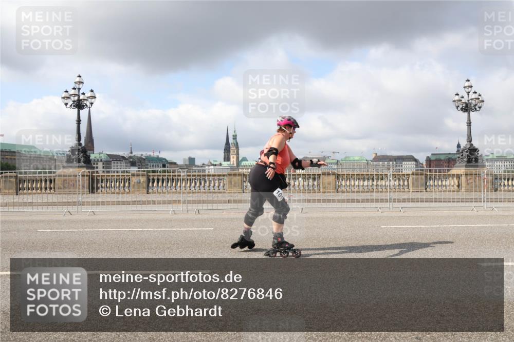 29.06.2025 - hella hamburg halbmarathon Lena Gebhardt http://msf.ph/oto/8276846 29.06.2025 09:05:00 Lombardsbrücke  meine-sportfotos.de