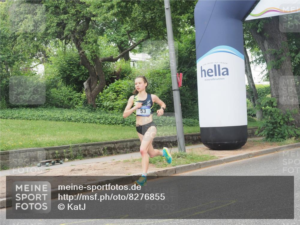 29.06.2025 - hella hamburg halbmarathon KatJ http://msf.ph/oto/8276855 29.06.2025 10:09:51 Zwischen KM18-KM19 53, 6380 meine-sportfotos.de