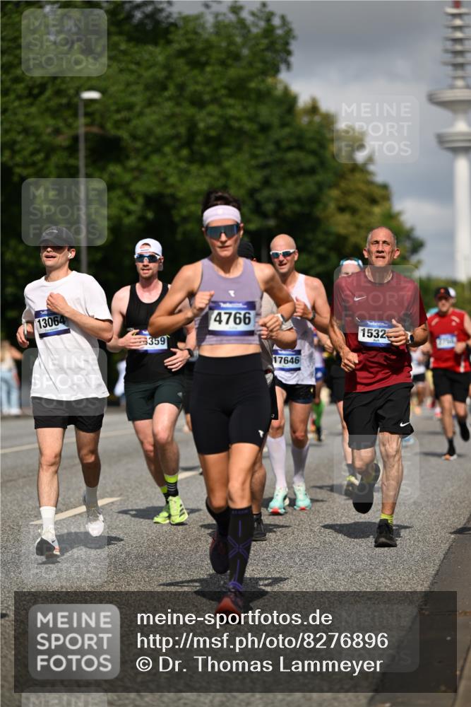 29.06.2025 - hella hamburg halbmarathon Dr. Thomas Lammeyer http://msf.ph/oto/8276896 29.06.2025 09:53:00 Kennedybrücke 1343, 1603, 2044, 2707, 2745, 2750, 2849, 2980, 3014, 3116, 3136, 3282, 4148, 4766, 5050, 5124, 5648, 6149, 6771, 7035, 7109, 7229, 8358, 8465, 9296, 9686, 9914, 10930, 11177 meine-sportfotos.de