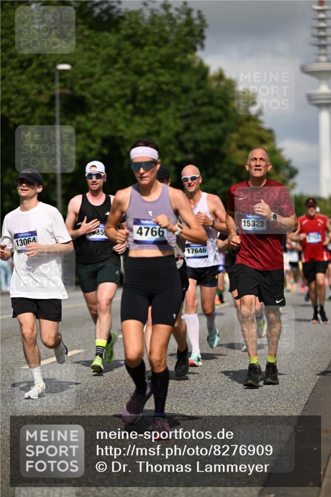 29.06.2025 - hella hamburg halbmarathon Dr. Thomas Lammeyer http://msf.ph/oto/8276909 29.06.2025 09:53:00 Kennedybrücke 1343, 1603, 2044, 2707, 2745, 2750, 2849, 2980, 3014, 3116, 3136, 3282, 4148, 4766, 5050, 5124, 5648, 6149, 6771, 7035, 7109, 7229, 8358, 8465, 9296, 9686, 9914, 10930, 11177 meine-sportfotos.de