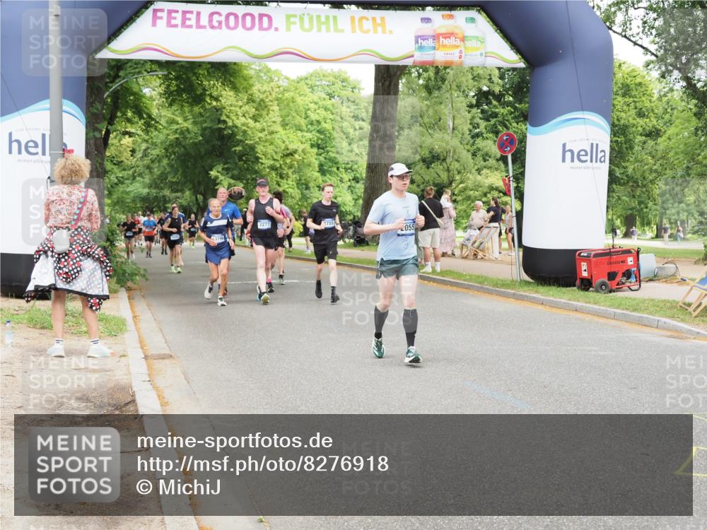 29.06.2025 - hella hamburg halbmarathon MichiJ http://msf.ph/oto/8276918 29.06.2025 10:57:06 Zwischen KM18-KM19 2055, 3844, 8755, 9663, 10685, 11271, 11780, 12521, 13796 meine-sportfotos.de