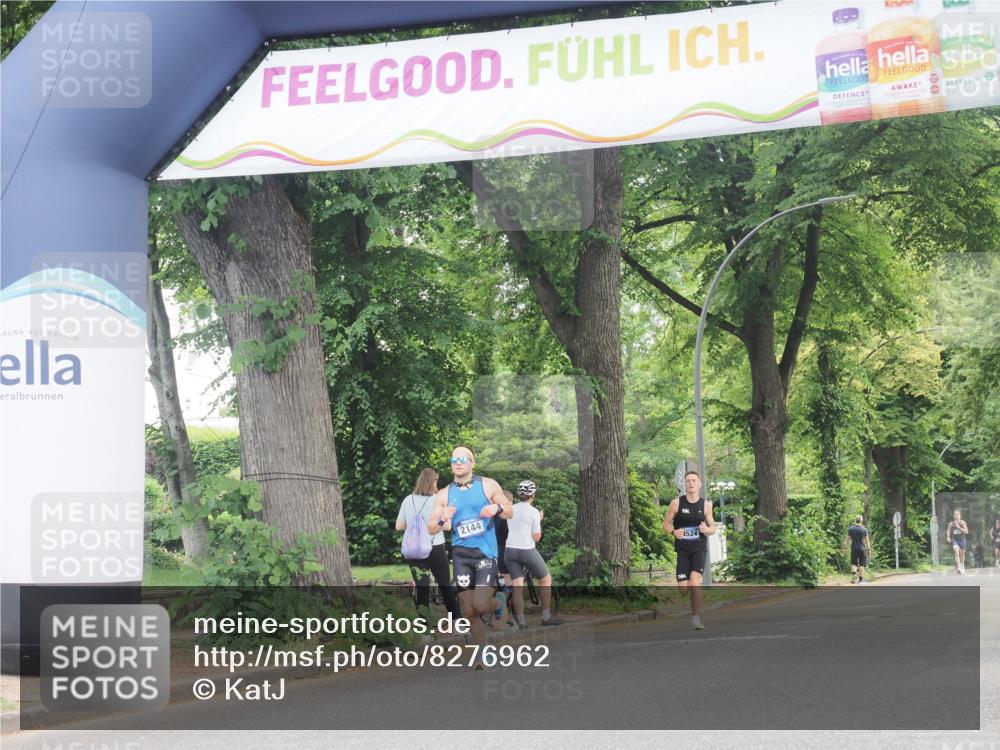 29.06.2025 - hella hamburg halbmarathon KatJ http://msf.ph/oto/8276962 29.06.2025 10:09:54 Zwischen KM18-KM19 53, 6380 meine-sportfotos.de