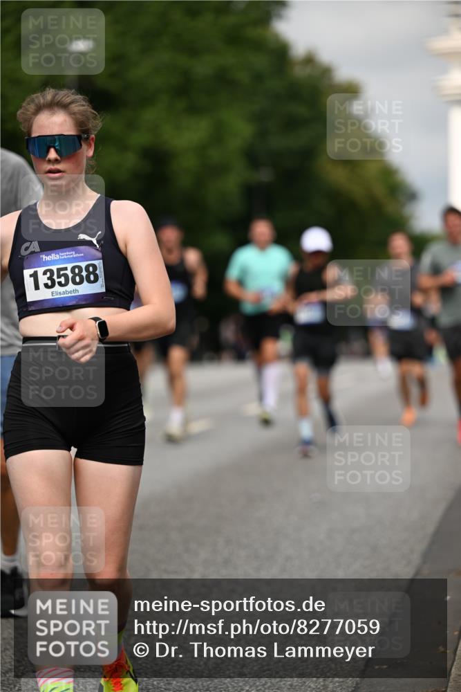 29.06.2025 - hella hamburg halbmarathon Dr. Thomas Lammeyer http://msf.ph/oto/8277059 29.06.2025 10:15:41 Kennedybrücke 1062, 1166, 1992, 2661, 3837, 4227, 5254, 5990, 5991, 7370, 7474, 7571, 8368, 9191, 9254, 10042, 10428 meine-sportfotos.de