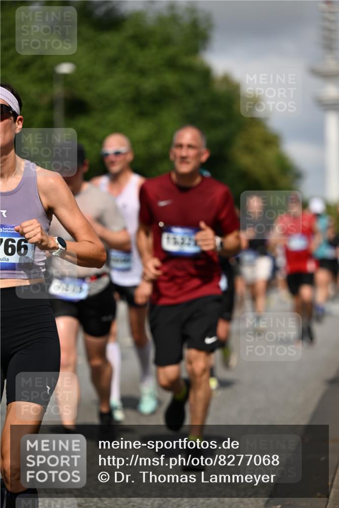 29.06.2025 - hella hamburg halbmarathon Dr. Thomas Lammeyer http://msf.ph/oto/8277068 29.06.2025 09:53:02 Kennedybrücke 1343, 1445, 1603, 2044, 2573, 2745, 2750, 2849, 2980, 3014, 3116, 3136, 3282, 4148, 4766, 5050, 5648, 5889, 6123, 6149, 6771, 7035, 7109, 7229, 8358, 8370, 8465, 9264, 9296, 9686, 9914, 10930 meine-sportfotos.de