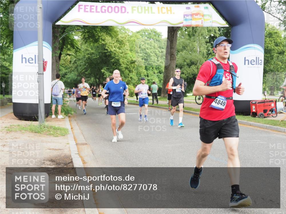 29.06.2025 - hella hamburg halbmarathon MichiJ http://msf.ph/oto/8277078 29.06.2025 10:31:49 Zwischen KM18-KM19 3437, 7185, 10237, 11778, 12723, 12776, 14849, 16997, 18678, 19038, 19051 meine-sportfotos.de
