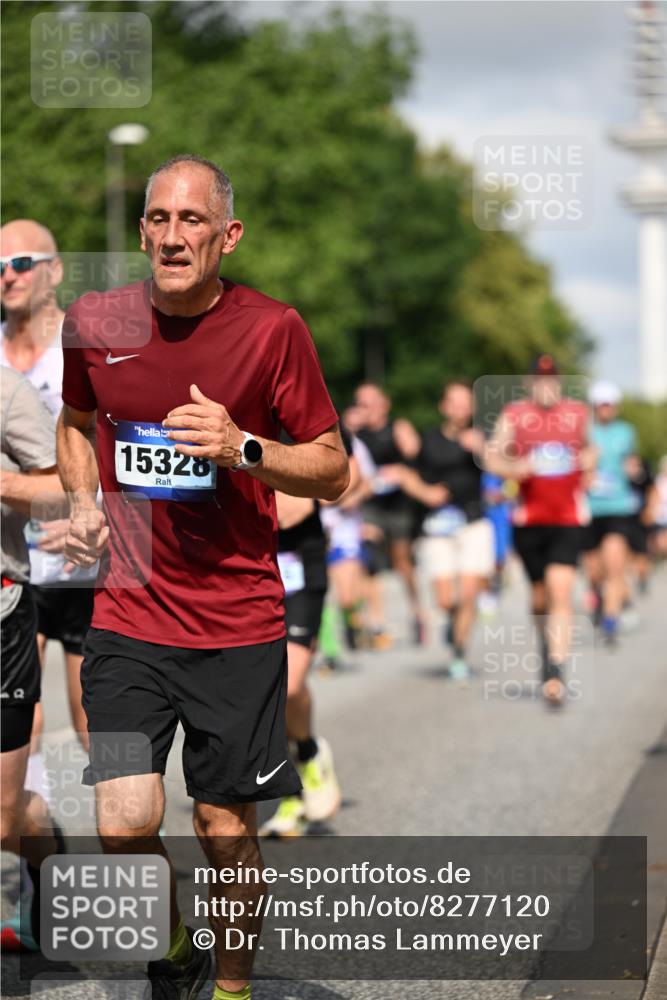 29.06.2025 - hella hamburg halbmarathon Dr. Thomas Lammeyer http://msf.ph/oto/8277120 29.06.2025 09:53:03 Kennedybrücke 1343, 1445, 1603, 2573, 2745, 2750, 2849, 2980, 3014, 3116, 3136, 3282, 4148, 4766, 5648, 5889, 6123, 6149, 6771, 7035, 7109, 7229, 8358, 8370, 8465, 9264, 9296, 9686, 9914, 10930 meine-sportfotos.de
