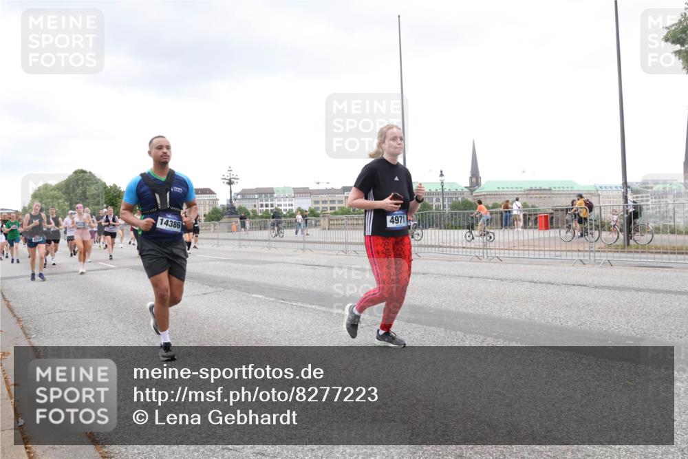 29.06.2025 - hella hamburg halbmarathon Lena Gebhardt http://msf.ph/oto/8277223 29.06.2025 10:54:44 Lombardsbrücke 14386, 4971, 1198, 1762, 1822, 1949, 2084, 2244, 2532, 2566, 2586, 2632, 3002, 3364, 3761, 3795, 3857, 4191, 4192, 4720, 4971, 5157, 5185, 5216, 5309, 5392, 5500, 5727, 5882, 5933, 5993, 6023, 6279, 6839, 6982, 7498, 7670, 7946, 7986, 8012, 8186, 8801, 8803, 9130, 9521, 9596, 10109, 10331, 10471, 10686, 11033, 11226, 11287, 11354, 11567, 11569, 12240, 12268, 12270, 12930, 13272, 13283, 13944, 13945, 13979, 13980 meine-sportfotos.de