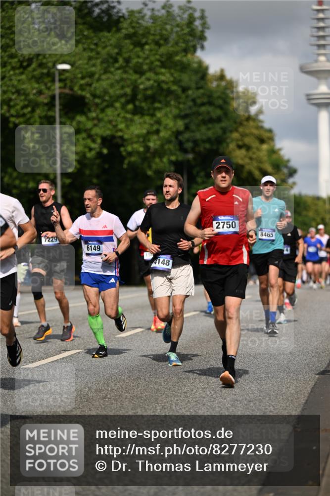 29.06.2025 - hella hamburg halbmarathon Dr. Thomas Lammeyer http://msf.ph/oto/8277230 29.06.2025 09:53:04 Kennedybrücke 1343, 1445, 1603, 2573, 2745, 2750, 2980, 3014, 3116, 3136, 3282, 4148, 4766, 5648, 5889, 6123, 6149, 6771, 7035, 7229, 8358, 8370, 8465, 9264, 9265, 9296, 9686, 9914, 10930 meine-sportfotos.de