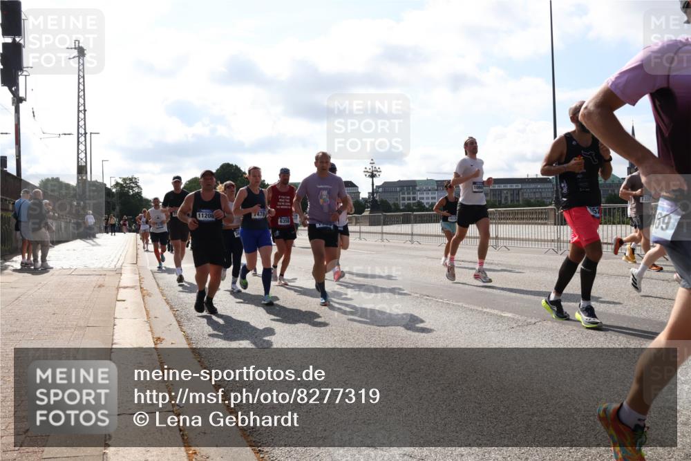 29.06.2025 - hella hamburg halbmarathon Lena Gebhardt http://msf.ph/oto/8277319 29.06.2025 09:57:52 Lombardsbrücke 1320, 69, 11208, 7478, 6356, 1086, 1094, 1179, 1193, 1258, 1320, 1321, 1335, 1422, 1563, 1870, 2138, 2252, 2397, 2417, 2444, 2448, 2488, 2612, 2636, 2855, 2946, 3048, 3058, 3091, 3096, 3114, 3251, 3999, 4261, 4299, 4379, 4814, 4986, 5024, 5032, 5305, 5633, 5672, 5775, 5820, 5907, 6125, 6355, 6356, 6374, 6569, 6580, 6585, 6628, 6754, 6776, 6795, 6942, 7065, 7134, 7221, 7397, 7478, 7509, 7594, 7646, 7724, 7742, 7930, 7932, 7952, 7973, 7976 meine-sportfotos.de