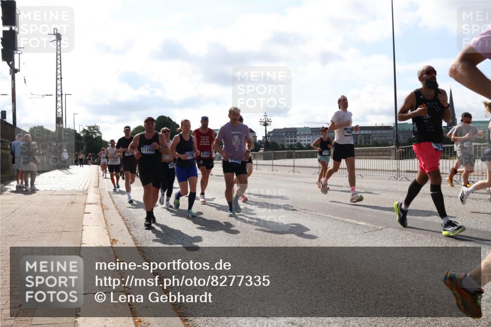 29.06.2025 - hella hamburg halbmarathon Lena Gebhardt http://msf.ph/oto/8277335 29.06.2025 09:57:53 Lombardsbrücke 11208, 244, 478, 6356, 1320, 1513, 1086, 1094, 1179, 1193, 1258, 1320, 1321, 1335, 1422, 1563, 1870, 2070, 2138, 2252, 2397, 2417, 2444, 2448, 2488, 2612, 2636, 2711, 2855, 2946, 3048, 3058, 3091, 3096, 3114, 3251, 3999, 4261, 4379, 4814, 4986, 5024, 5032, 5305, 5633, 5672, 5775, 5820, 5907, 6125, 6355, 6356, 6374, 6569, 6580, 6585, 6628, 6754, 6776, 6795, 6942, 7065, 7134, 7221, 7397, 7409, 7478, 7509, 7594, 7646, 7724, 7742, 7930, 7932, 7952, 7973, 7976 meine-sportfotos.de