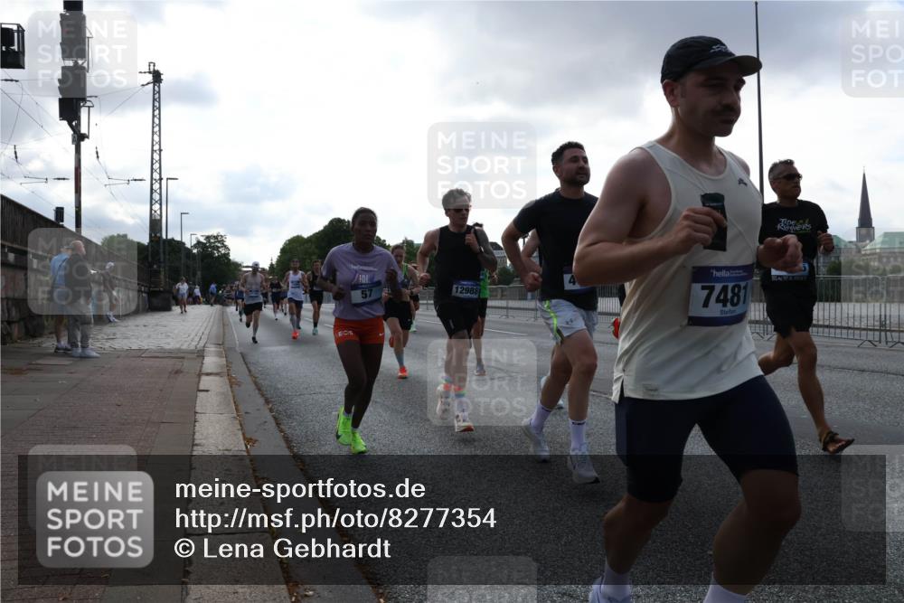 29.06.2025 - hella hamburg halbmarathon Lena Gebhardt http://msf.ph/oto/8277354 29.06.2025 09:45:26 Lombardsbrücke 57, 12988, 7481, 57, 1707, 1758, 1827, 1990, 2689, 2746, 3043, 3201, 4050, 4129, 4679, 4698, 4749, 5070, 5269, 5328, 5746, 5826, 6358, 6619, 6781, 7272, 7389, 7481, 7651, 7723, 8190, 8209, 8883, 9137, 9381, 9571, 9634, 10017, 10171, 10486, 10876, 11120, 11169, 11413, 11857, 12049, 12234, 12308, 12595, 12691, 12900, 12988, 13066, 13618, 14028, 14140, 14164, 14289, 15672, 15883, 16157, 16713, 16818, 17428 meine-sportfotos.de