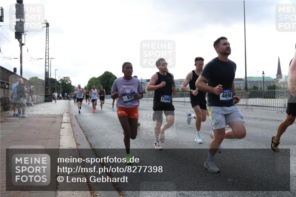 29.06.2025 - hella hamburg halbmarathon Lena Gebhardt http://msf.ph/oto/8277398 29.06.2025 09:45:26 Lombardsbrücke 57, 12988, 4698, 57, 1707, 1758, 1827, 1990, 2689, 2746, 3043, 3201, 4050, 4129, 4679, 4698, 4749, 5070, 5269, 5328, 5746, 5826, 6358, 6619, 6781, 7272, 7389, 7481, 7651, 7723, 8190, 8209, 8883, 9137, 9381, 9571, 9634, 10017, 10171, 10486, 10876, 11120, 11169, 11413, 11857, 12049, 12234, 12308, 12595, 12691, 12900, 12988, 13066, 13618, 14028, 14140, 14164, 14289, 15672, 15883, 16157, 16713, 16818, 17428 meine-sportfotos.de