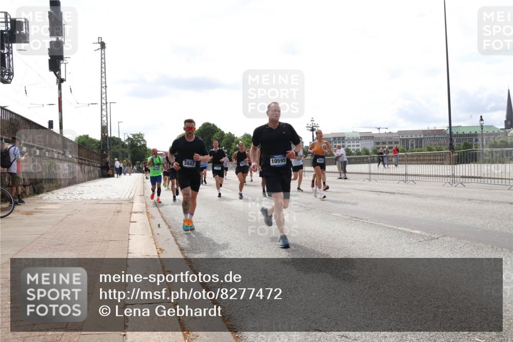 29.06.2025 - hella hamburg halbmarathon Lena Gebhardt http://msf.ph/oto/8277472 29.06.2025 10:20:22 Lombardsbrücke 3842, 58120, 10595, 10414, 7101, 1011, 1046, 1069, 1110, 1115, 1154, 1471, 1474, 2053, 2064, 2478, 3278, 3434, 3733, 3842, 4154, 4166, 4422, 4539, 4585, 4614, 4737, 4739, 4754, 4869, 5181, 5397, 5556, 5625, 5659, 5811, 5812, 5831, 5937, 6951, 7018, 7101, 7131, 7137, 7519, 7739, 7744, 7808, 8025, 8387, 8462, 8588, 8738, 9136, 9196, 9722, 9735, 9873, 10041, 10414, 10550, 10595, 10613, 10622, 10647, 10701, 10754, 11028, 11603, 11835, 11995 meine-sportfotos.de