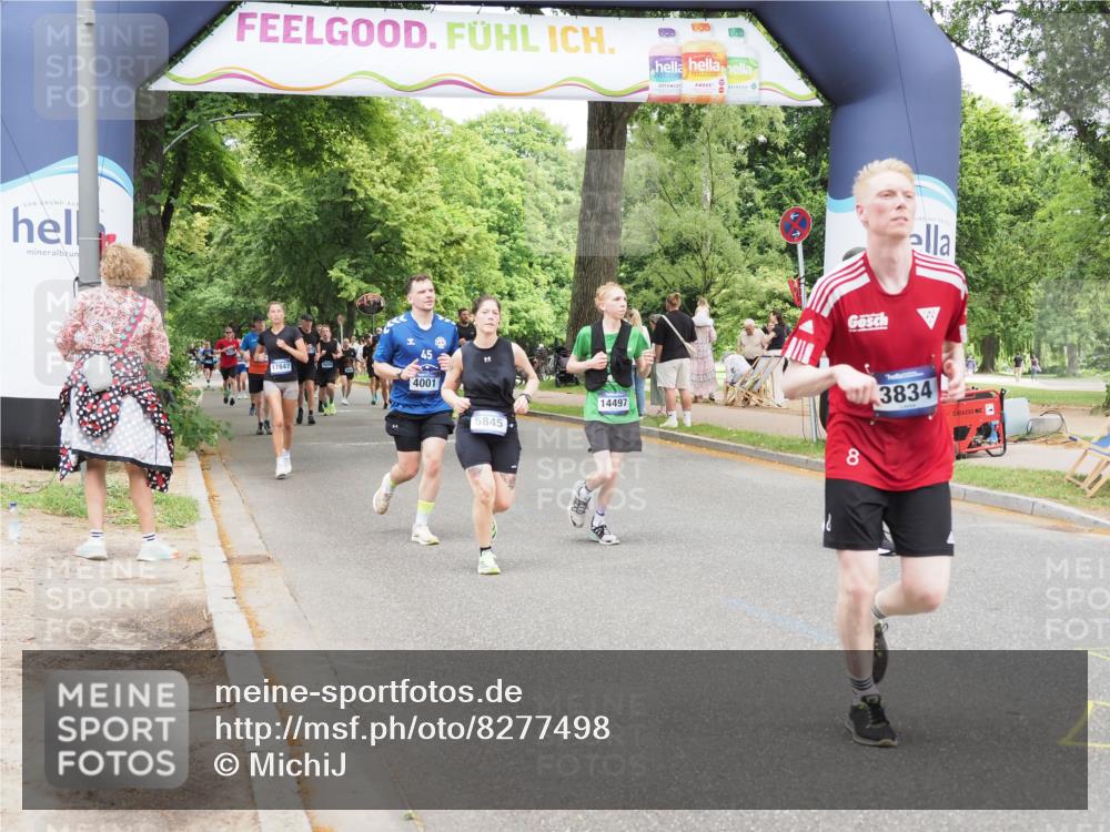 29.06.2025 - hella hamburg halbmarathon MichiJ http://msf.ph/oto/8277498 29.06.2025 10:57:12 Zwischen KM18-KM19 2055, 2277, 3834, 5845, 8755, 10685, 11271, 13796, 14404, 14497, 16441 meine-sportfotos.de
