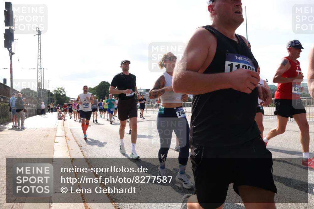 29.06.2025 - hella hamburg halbmarathon Lena Gebhardt http://msf.ph/oto/8277587 29.06.2025 09:57:54 Lombardsbrücke 1870, 244, 11, 635, 1086, 1094, 1179, 1193, 1258, 1320, 1321, 1335, 1422, 1563, 1870, 2070, 2138, 2252, 2397, 2417, 2444, 2448, 2488, 2612, 2636, 2711, 2946, 3048, 3058, 3091, 3096, 3114, 3251, 3999, 4261, 4379, 4814, 4986, 5024, 5032, 5305, 5633, 5672, 5775, 5820, 5907, 6164, 6355, 6356, 6374, 6569, 6580, 6585, 6628, 6754, 6776, 6795, 7065, 7134, 7221, 7397, 7409, 7478, 7509, 7594, 7646, 7724, 7742, 7930, 7932, 7952, 7973, 7976, 8508 meine-sportfotos.de