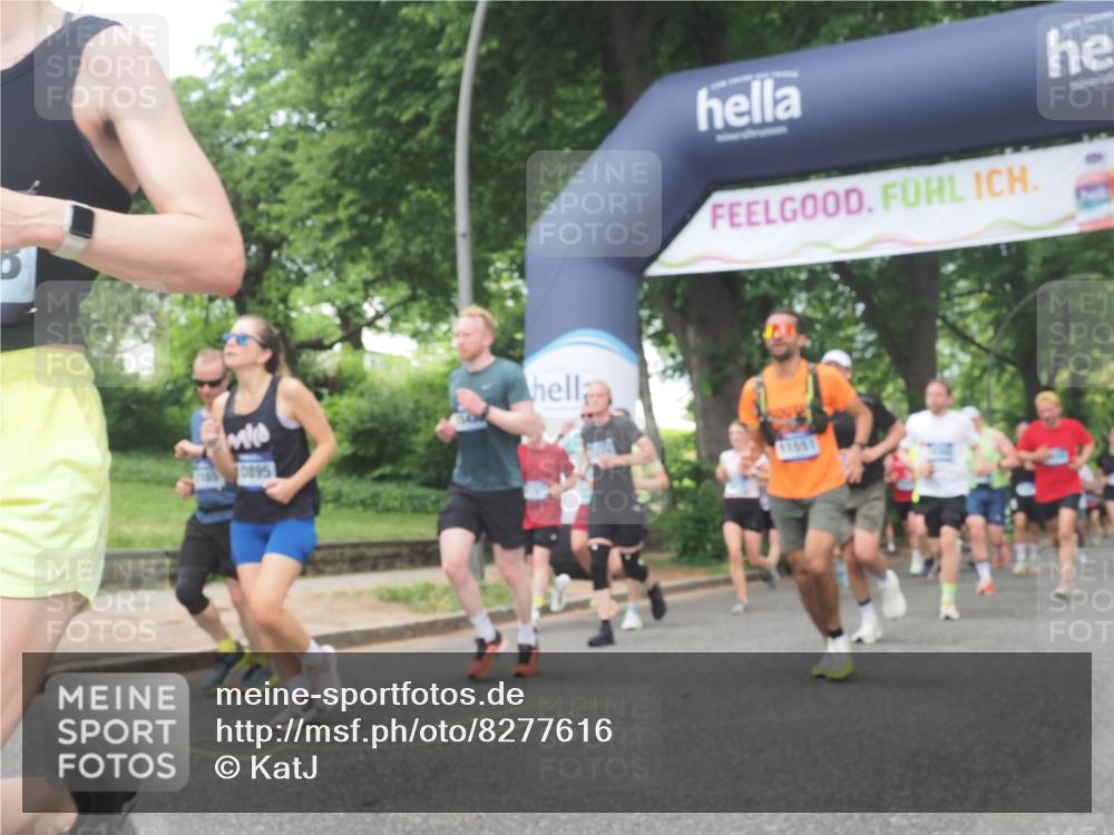29.06.2025 - hella hamburg halbmarathon KatJ http://msf.ph/oto/8277616 29.06.2025 10:40:25 Zwischen KM18-KM19 1061, 1549, 2082, 4770, 6511, 6512, 6628, 7177, 7274, 8361 meine-sportfotos.de