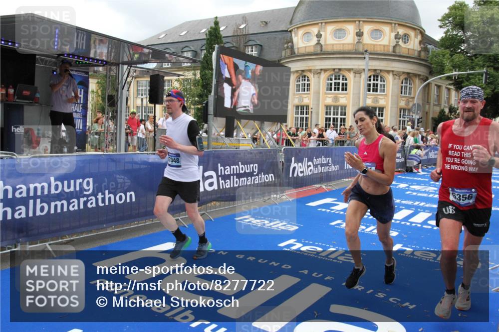 29.06.2025 - hella hamburg halbmarathon Michael Strokosch http://msf.ph/oto/8277722 29.06.2025 10:54:07 Ziel 1151, 1410, 1815, 3096, 3208, 3209, 6294, 6356, 6374, 6581, 8394, 9032, 11499, 12379, 13397, 16871, 17348, 18308 meine-sportfotos.de