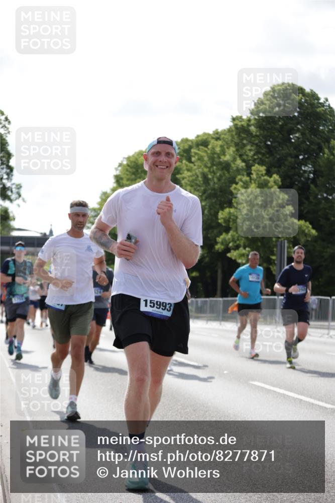 29.06.2025 - hella hamburg halbmarathon Jannik Wohlers http://msf.ph/oto/8277871 29.06.2025 10:02:17 Lombardsbrücke 1702, 2685, 2819, 3225, 3630, 3919, 5734, 6752, 7888, 8003, 8364, 8624, 8662, 8749, 9006, 9554, 9986, 10128, 10295, 10539, 11250, 11515, 11702, 11782, 11968, 13184, 13488, 13491, 14732, 15394, 15698, 15834, 15993, 16233, 16237, 16654, 17077, 17757, 17931, 17939, 19117, 19146, 19165, 19173, 19176 meine-sportfotos.de