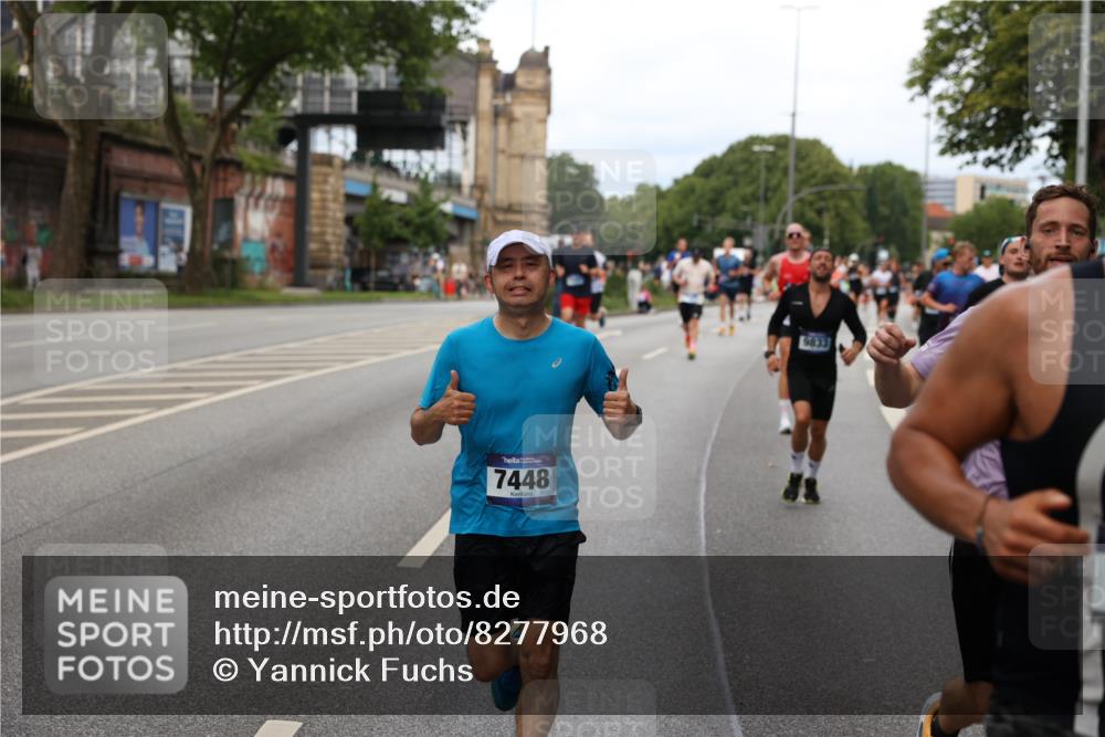 29.06.2025 - hella hamburg halbmarathon Yannick Fuchs http://msf.ph/oto/8277968 29.06.2025 10:37:18 20KM 1353, 1675, 1735, 2653, 4229, 4235, 5011, 5124, 5477, 7035, 7448, 7734, 7865, 9364, 9371, 9534, 9833, 10216, 10469, 11907, 12839, 13746, 14226, 14447, 14560, 14813, 15095, 15255, 15297, 15301, 15328, 15535, 15851, 16295, 16333, 16677, 17000, 17177, 17733, 17911, 18004, 18275, 18304, 18559, 18632, 18659, 18680, 18987 meine-sportfotos.de