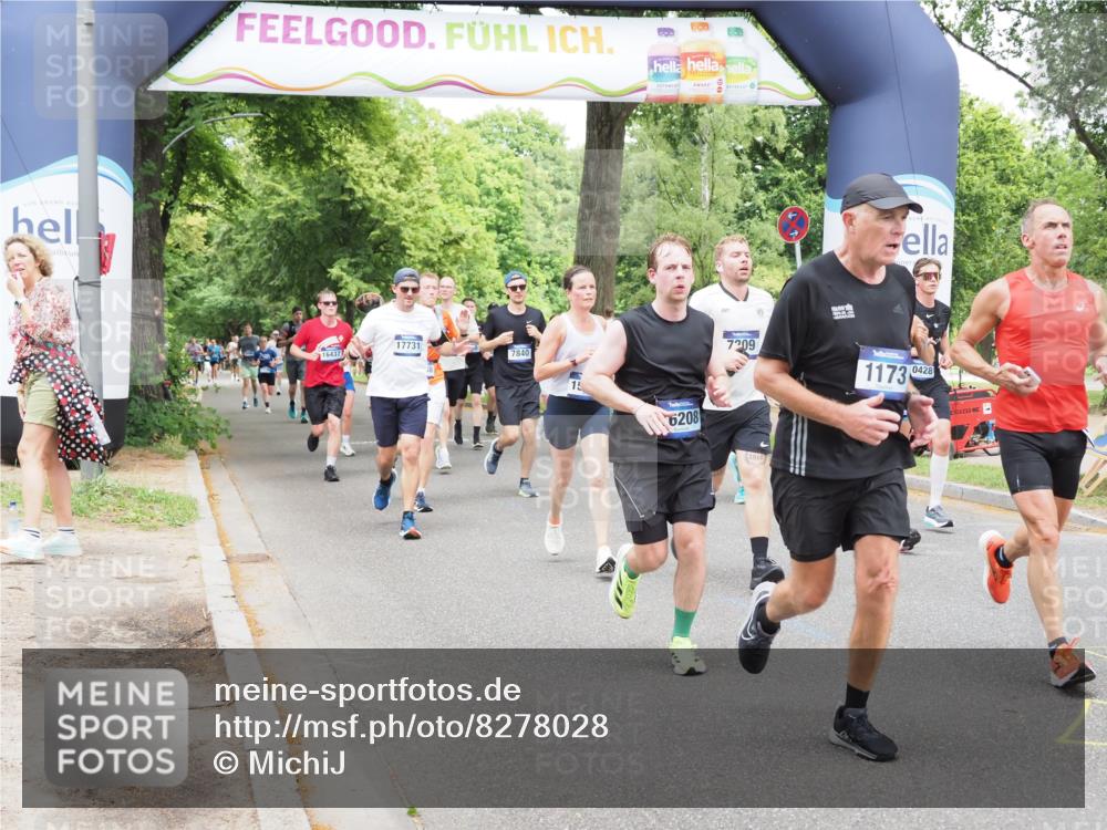 29.06.2025 - hella hamburg halbmarathon MichiJ http://msf.ph/oto/8278028 29.06.2025 10:57:20 Zwischen KM18-KM19 1173, 1527, 1859, 3729, 7209, 7840, 10428, 14015, 15307, 16208, 16437, 17128, 17731, 17847, 18913 meine-sportfotos.de