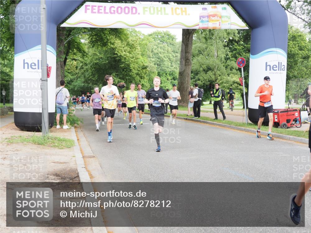 29.06.2025 - hella hamburg halbmarathon MichiJ http://msf.ph/oto/8278212 29.06.2025 10:31:52 Zwischen KM18-KM19 7185, 11469, 11778, 12776, 14667, 14798, 14849, 15862, 16301, 16314, 16997, 18678, 19038, 19051 meine-sportfotos.de