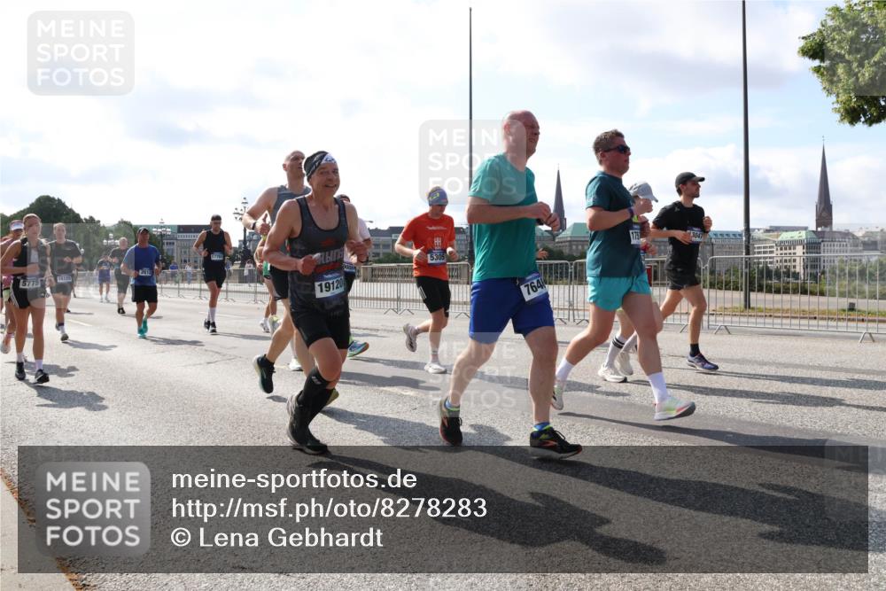 29.06.2025 - hella hamburg halbmarathon Lena Gebhardt http://msf.ph/oto/8278283 29.06.2025 09:57:59 Lombardsbrücke 15125, 5775, 2612, 17765, 19120, 5305, 764, 175, 3047, 1034, 1094, 1179, 1190, 1193, 1258, 1320, 1321, 1335, 1422, 1563, 1870, 2070, 2138, 2397, 2417, 2444, 2448, 2488, 2612, 2636, 2711, 2946, 3058, 3091, 3096, 3114, 3251, 3999, 4261, 4379, 4814, 5024, 5032, 5093, 5305, 5633, 5672, 5775, 5820, 5907, 6164, 6355, 6356, 6374, 6569, 6580, 6585, 6628, 6754, 6776, 7065, 7134, 7397, 7409, 7478, 7509, 7594, 7646, 7724, 7896, 7930, 7932, 7952, 7973, 7976, 8508 meine-sportfotos.de