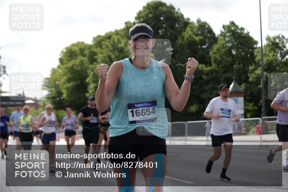 29.06.2025 - hella hamburg halbmarathon Jannik Wohlers http://msf.ph/oto/8278401 29.06.2025 10:02:24 Lombardsbrücke 1702, 2819, 3225, 3630, 3919, 4204, 4665, 4904, 5734, 6752, 6815, 6997, 7888, 8003, 8364, 8481, 8483, 8624, 8662, 9006, 9986, 10128, 10295, 10539, 11250, 11515, 11935, 11968, 12908, 13184, 13488, 13491, 14224, 14456, 14732, 15217, 15394, 15698, 15834, 15963, 15993, 16160, 16233, 16237, 16654, 17757, 19173 meine-sportfotos.de