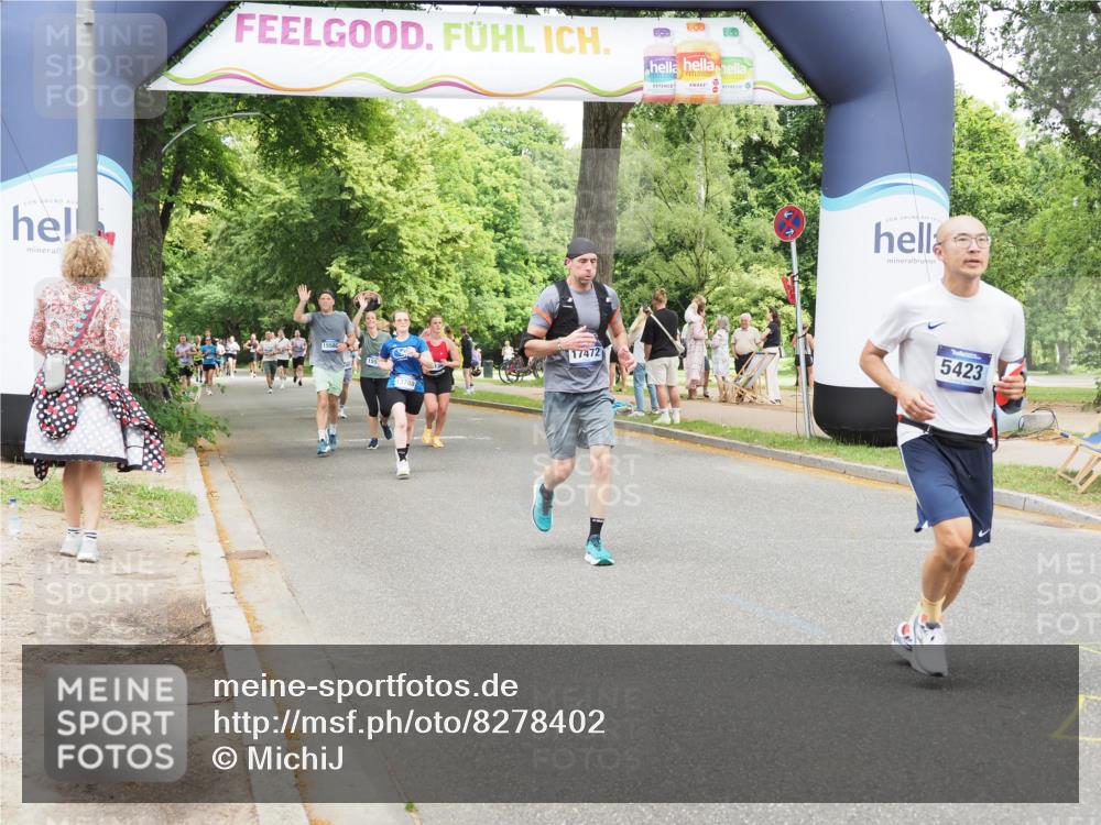 29.06.2025 - hella hamburg halbmarathon MichiJ http://msf.ph/oto/8278402 29.06.2025 10:57:26 Zwischen KM18-KM19 1173, 1859, 2990, 3691, 5423, 7209, 7840, 9975, 10428, 13788, 14015, 14488, 15307, 15700, 16437, 17128, 17472, 17731, 18493 meine-sportfotos.de