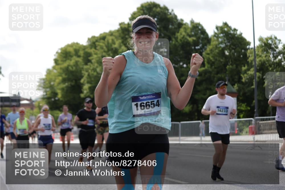 29.06.2025 - hella hamburg halbmarathon Jannik Wohlers http://msf.ph/oto/8278406 29.06.2025 10:02:24 Lombardsbrücke 1702, 2819, 3225, 3630, 3919, 4204, 4665, 4904, 5734, 6752, 6815, 6997, 7888, 8003, 8364, 8481, 8483, 8624, 8662, 9006, 9986, 10128, 10295, 10539, 11250, 11515, 11935, 11968, 12908, 13184, 13488, 13491, 14224, 14456, 14732, 15217, 15394, 15698, 15834, 15963, 15993, 16160, 16233, 16237, 16654, 17757, 19173 meine-sportfotos.de