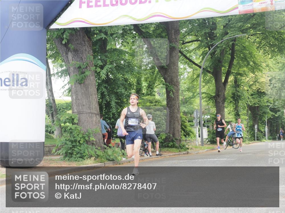 29.06.2025 - hella hamburg halbmarathon KatJ http://msf.ph/oto/8278407 29.06.2025 10:10:06 Zwischen KM18-KM19 4524 meine-sportfotos.de