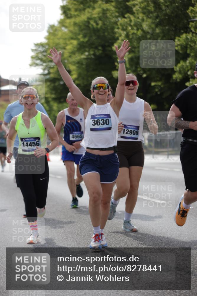 29.06.2025 - hella hamburg halbmarathon Jannik Wohlers http://msf.ph/oto/8278441 29.06.2025 10:02:26 Lombardsbrücke 2819, 3225, 3630, 3919, 4204, 4613, 4665, 4904, 5734, 6752, 6815, 6997, 7888, 8364, 8481, 8483, 8614, 8624, 9006, 10128, 10295, 10539, 11250, 11515, 11935, 11968, 12908, 13184, 14224, 14456, 14732, 15217, 15394, 15698, 15834, 15963, 15993, 16160, 16233, 16237, 16654, 17757, 19173 meine-sportfotos.de
