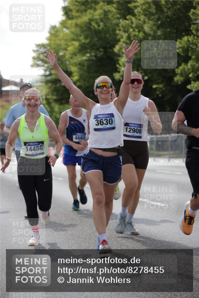29.06.2025 - hella hamburg halbmarathon Jannik Wohlers http://msf.ph/oto/8278455 29.06.2025 10:02:26 Lombardsbrücke 2819, 3225, 3630, 3919, 4204, 4613, 4665, 4904, 5734, 6752, 6815, 6997, 7888, 8364, 8481, 8483, 8614, 8624, 9006, 10128, 10295, 10539, 11250, 11515, 11935, 11968, 12908, 13184, 14224, 14456, 14732, 15217, 15394, 15698, 15834, 15963, 15993, 16160, 16233, 16237, 16654, 17757, 19173 meine-sportfotos.de