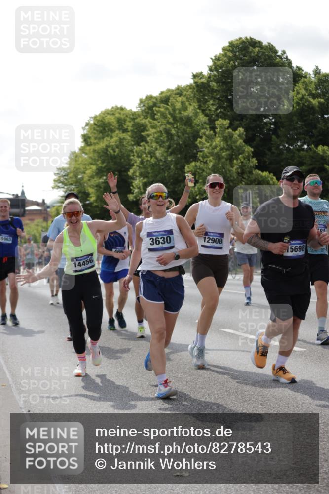 29.06.2025 - hella hamburg halbmarathon Jannik Wohlers http://msf.ph/oto/8278543 29.06.2025 10:02:27 Lombardsbrücke 1482, 3630, 3919, 4204, 4613, 4665, 4904, 5734, 6752, 6815, 6997, 7888, 8364, 8481, 8483, 8614, 8624, 9006, 10128, 10295, 11250, 11515, 11935, 11968, 12908, 13184, 14224, 14456, 14732, 15217, 15394, 15698, 15834, 15963, 15993, 16160, 16233, 16237, 16654, 17757 meine-sportfotos.de