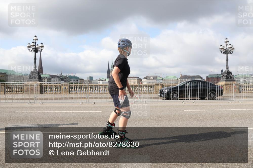 29.06.2025 - hella hamburg halbmarathon Lena Gebhardt http://msf.ph/oto/8278630 29.06.2025 09:05:02 Lombardsbrücke  meine-sportfotos.de