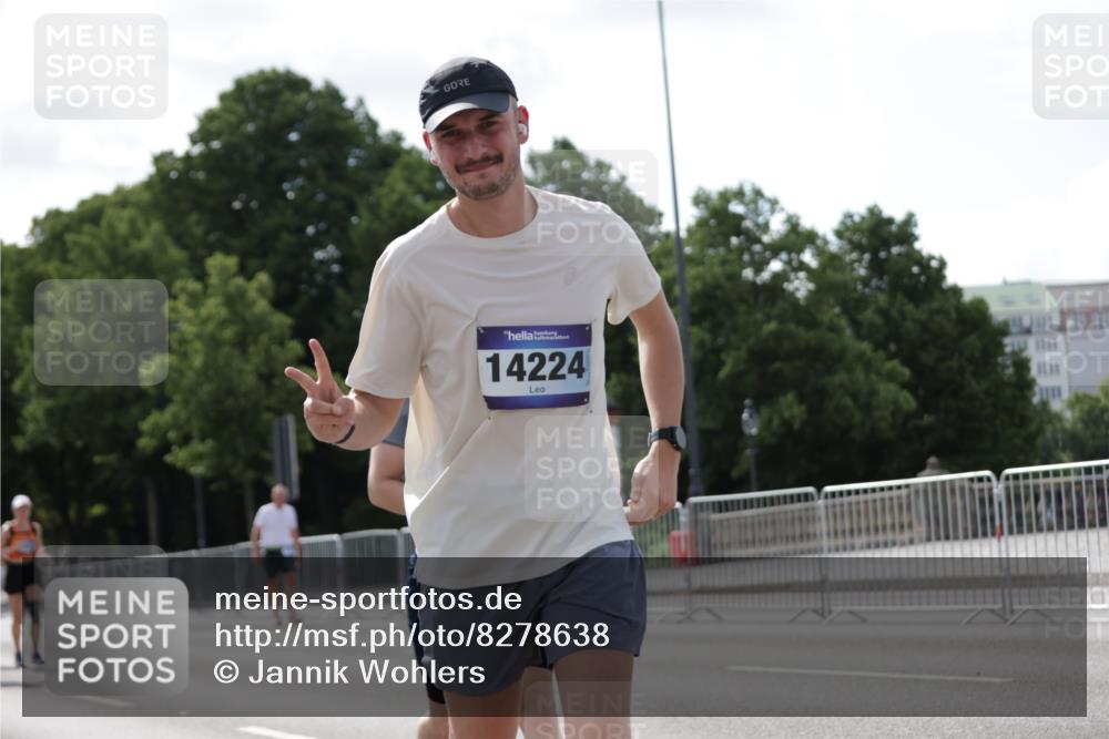 29.06.2025 - hella hamburg halbmarathon Jannik Wohlers http://msf.ph/oto/8278638 29.06.2025 10:02:32 Lombardsbrücke 1482, 2780, 2810, 3630, 3919, 4204, 4613, 4665, 4904, 5734, 6208, 6217, 6752, 6815, 6997, 7210, 8481, 8483, 8614, 9006, 10128, 11250, 11935, 11968, 12169, 12422, 12908, 13184, 13664, 14224, 14456, 15217, 15698, 15963, 16160, 16233, 16237, 16355, 16654, 16824, 18359, 18827 meine-sportfotos.de