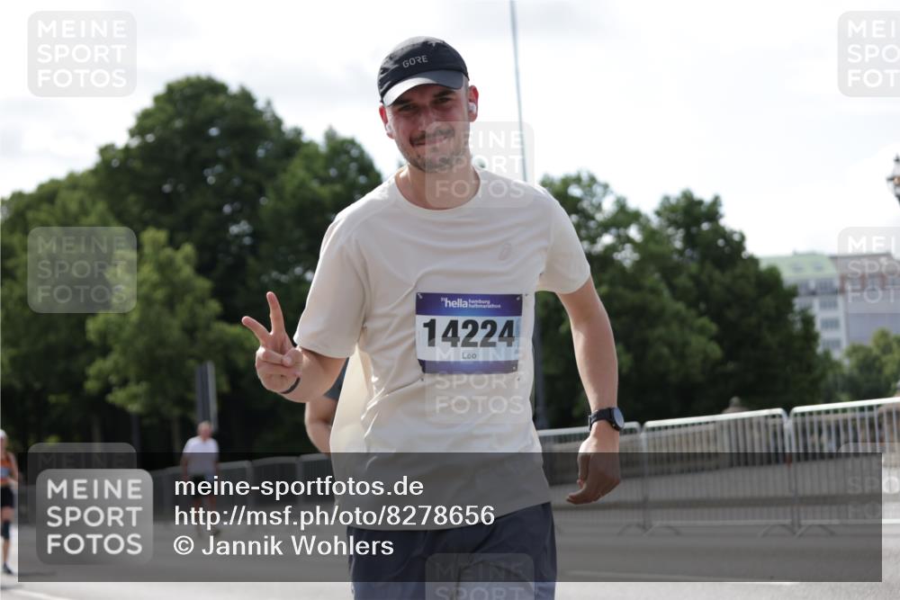 29.06.2025 - hella hamburg halbmarathon Jannik Wohlers http://msf.ph/oto/8278656 29.06.2025 10:02:32 Lombardsbrücke 1482, 2780, 2810, 3630, 3919, 4204, 4613, 4665, 4904, 5734, 6208, 6217, 6752, 6815, 6997, 7210, 8481, 8483, 8614, 9006, 10128, 11250, 11935, 11968, 12169, 12422, 12908, 13184, 13664, 14224, 14456, 15217, 15698, 15963, 16160, 16233, 16237, 16355, 16654, 16824, 18359, 18827 meine-sportfotos.de